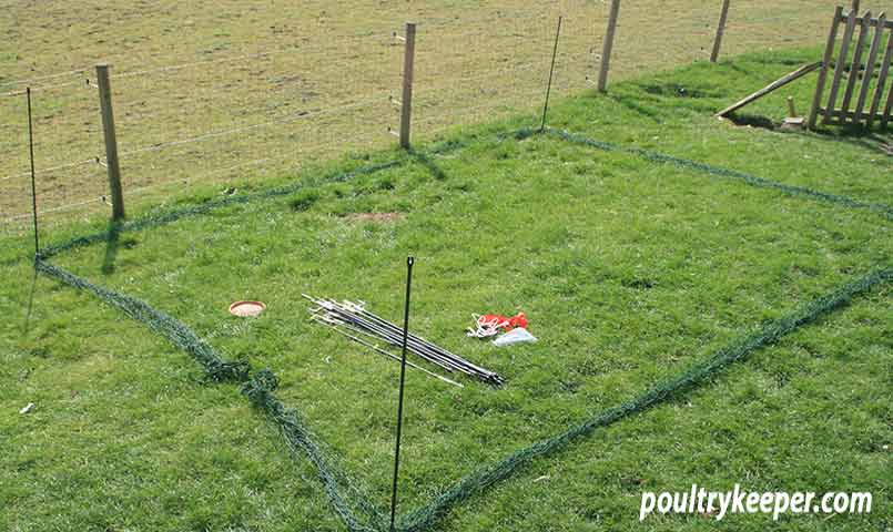 Omlet Chicken Netting Kit Laid Out